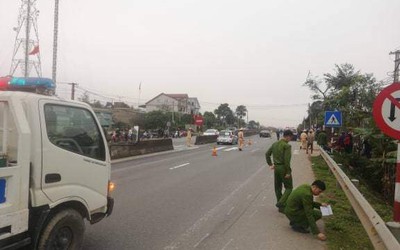 Bị ô tô kéo lê, cô giáo mầm non tử vong thảm thương