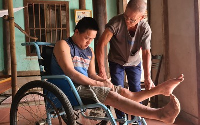 Bệnh nhân của "thần y" Võ Hoàng Yên: "Tôi về đau hơn chết, khiếp không bao giờ quay lại nữa”