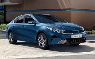 Kia K3 và Toyota Corolla Altis, chọn giá rẻ máy khỏe hay sự bền bỉ?