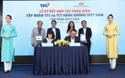 Vietnam Airlines và Tập đoàn TTC ký kết hợp tác toàn diện