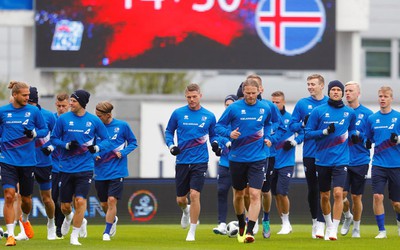 Không cầu thủ giỏi, HLV không chuyên… Iceland đến World Cup ra sao?