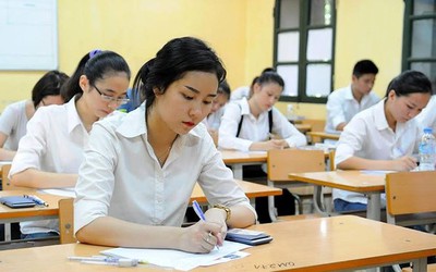 "Bộ GD&ĐT giải thích đề Toán phù hợp là chưa thỏa đáng"