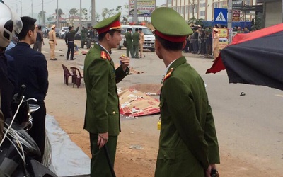 Vĩnh Phúc: Xe khách đâm vào đoàn đưa tang, ít nhất 4 người tử vong