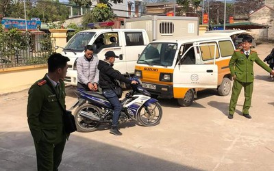 Tuyên Quang: Bắt giữ 2 đối tượng chuyên dùng ô tô đi trộm chó