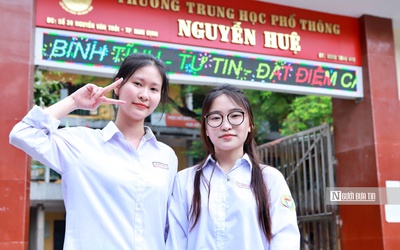 Nam Định: Thí sinh "hồ hởi" kết thúc môn thi tiếng Anh