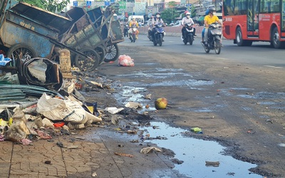 Tp.Cần Thơ: Rác thải nhếch nhác, đe dọa đến sức khỏe người dân