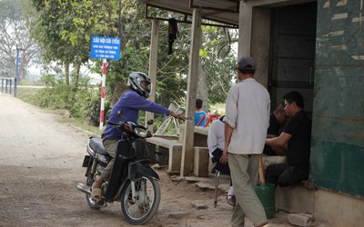 Clip: Phú Xuyên, Hà Nội lỏng lẻo trong quản lý "BOT làng"