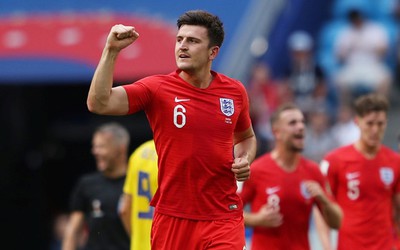 "Không kích" khoan thủng bê tông, Anh vào bán kết World Cup