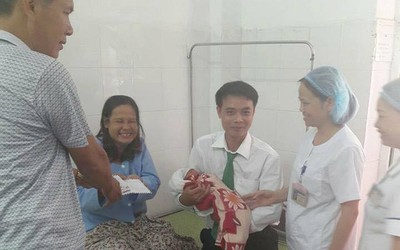 Tài xế taxi ở Nam Định kể lại chuyện trở thành người đỡ đẻ bất đắc dĩ