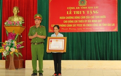 Truy tặng Huân chương dũng cảm cho Thiếu úy hy sinh khi làm nhiệm vụ