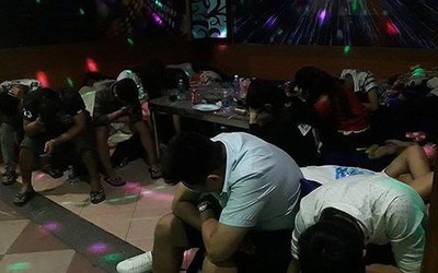 Hải Phòng: Đột kích, phát hiện hàng chục thanh niên “đập đá” ở quán karaoke