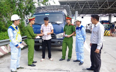 Hà Nam: Công an cảnh báo về nhóm đối tượng giả danh công an chặn xe tải để trộm cắp tài sản