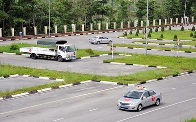 Đăng kiểm phương tiện giao thông còn tiêu cực: Bộ GTVT cam kết gì?