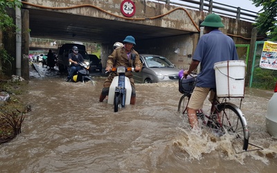 Hà Nội: Hơn 22 tỷ đồng sửa chữa một số đoạn đường gom đại lộ Thăng Long