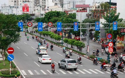 Quy chuẩn mới, phân biệt lỗi sai làn đường và lỗi sai vạch kẻ đường thế nào?