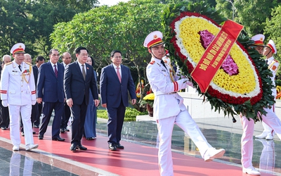 Lãnh đạo Đảng, Nhà nước tưởng niệm các Anh hùng liệt sĩ