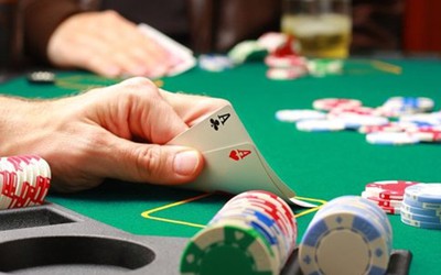 Bộ Công an thông tin hướng dẫn về chơi bài Poker để không vi phạm pháp luật