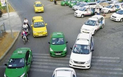 Bộ trưởng GTVT: "Uber, Grab không đáp ứng được yêu cầu thì rời khỏi Việt Nam"