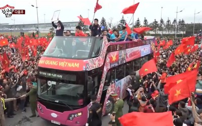 Cảnh diễu hành chào đón U23 Việt Nam bất ngờ xuất hiện trong show thực tế Hàn Quốc