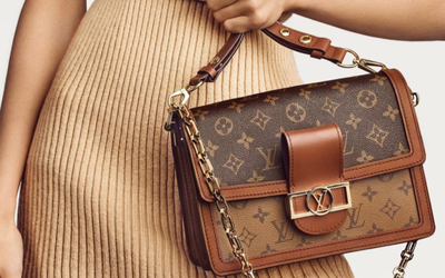 Clip: Tận mục quy trình sản xuất túi xách Louis Vuitton có giá cả triệu đô