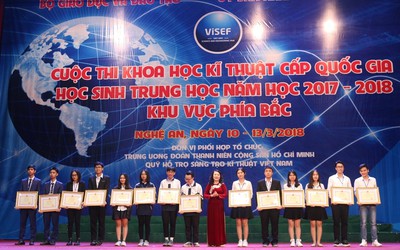 Nuôi dưỡng đam mê khoa học đối với học sinh