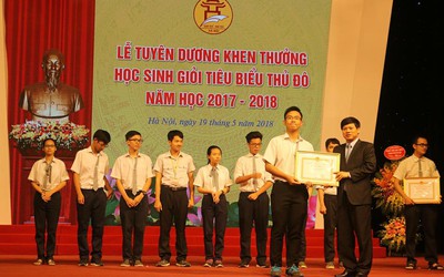 Phó Chủ tịch Hà Nội yêu cầu thực hiện nghiêm tuyển sinh đầu cấp