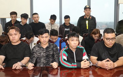 Triệt phá băng nhóm người Việt ở nước ngoài lừa đảo hàng trăm tỷ đồng