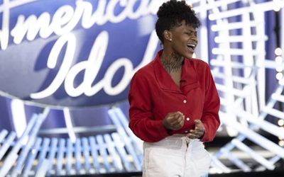 Cô gái hát rong trở thành quán quân American Idol 2020