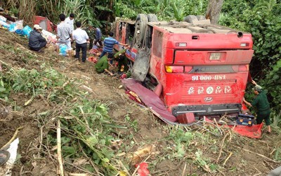 Biệt đội SOS "không thời gian" trên cung đèo "tử thần"