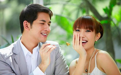 Nữ nhà văn xinh đẹp "bật mí" 3 đặc điểm của một người chồng tốt