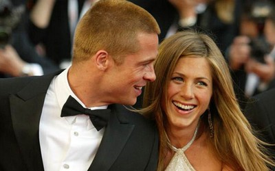 Brad Pitt và Jennifer Aniston "gương vỡ lại lành": Tin vui hay tin vịt?