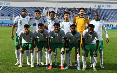 Mổ xẻ U23 Saudi Arabia: Lối đá Bayern Munich, sở hữu Messi Ả Rập