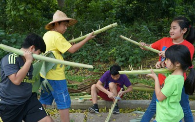 Nếu từng làm những điều này chắc chắn bạn đã có tuổi thơ dữ dội