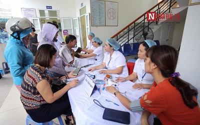 Vụ cháy ở Rạng Đông: Phó GĐ sở Y tế Hà Nội lên tiếng về tình hình khám bệnh cho người dân trong khu vực ô nhiễm