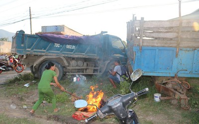 Bà Rịa - Vũng Tàu: Xe tải đâm xe máy và ô tô liên hoàn, hai người thương vong