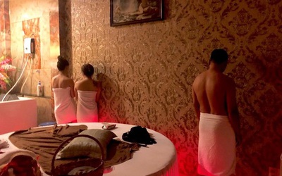 Bí mật trong những "động" massage có nữ tiếp viên khỏa thân kích dục cho khách từ A-Z