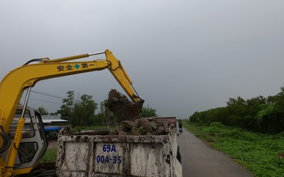 “Hỏa tốc” công bố tình huống khẩn cấp về thiên tai sạt lở đê biển Tây