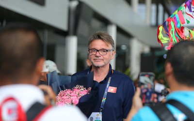 HLV Troussier muốn U22 Việt Nam chơi bóng đá đẹp, bảo vệ thành công HCV SEA Games