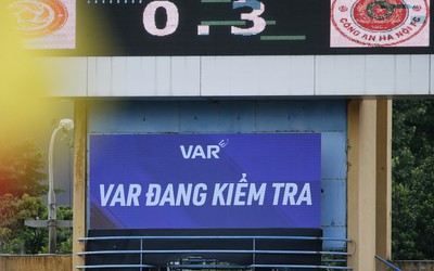 FIFA hỗ trợ thêm 2 xe VAR cho bóng đá Việt Nam