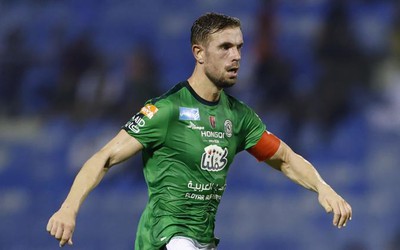 Jordan Henderson đá nửa năm tại Saudi Arabia nhưng không có lương?