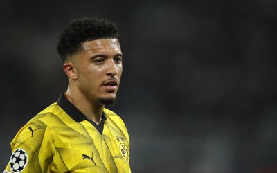 Dortmund "đá đểu" Ten Hag, muốn M.U xin lỗi Sancho?