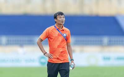 HLV CLB Khánh Hòa thừa nhận hết cơ hội trụ hạng
