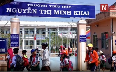 Khiển trách Phó Hiệu trưởng “dan díu” với một nữ phụ huynh học sinh