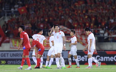 ĐT Việt Nam 6-0 Lào: Ơn giời, Hậu đây rồi!