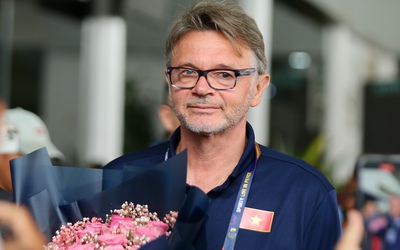 HLV Troussier: U22 Việt Nam gặp nhiều áp lực với mục tiêu SEA Games 32