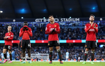 Tự hào dù thua Man City, MU đang đứng đâu?