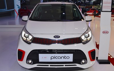 Kia Morning 2018 công bố giá bán từ 240 triệu đồng