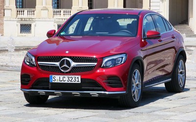 Mercedes-Benz triệu hồi 9.400 xe tại Mỹ khắc phục lỗi cửa sổ trời