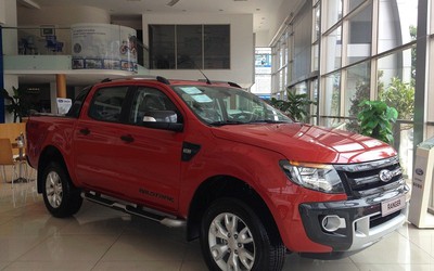 Giá ôtô Ford mới nhất tháng 8/2017: Bán tải Ford Ranger giảm giá