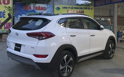 Hyundai Tucson Turbo 2017 "lộ diện" trên đường phố Hà Nội